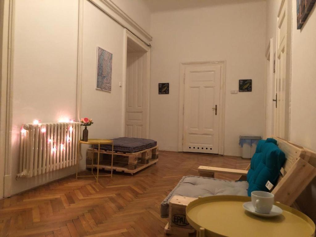 Apatrhostel Brno Bagian luar foto