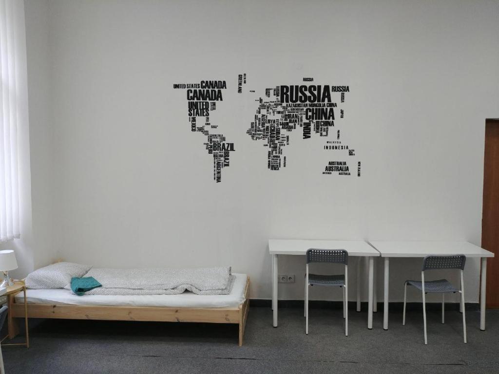 Apatrhostel Brno Bagian luar foto