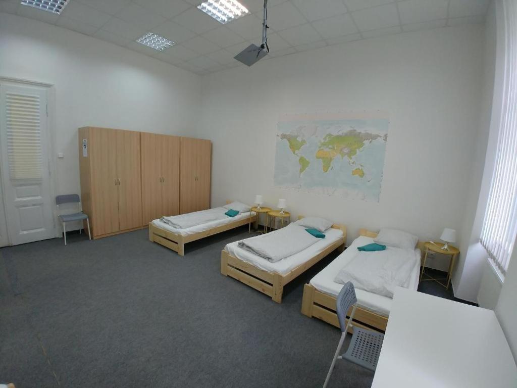 Apatrhostel Brno Bagian luar foto