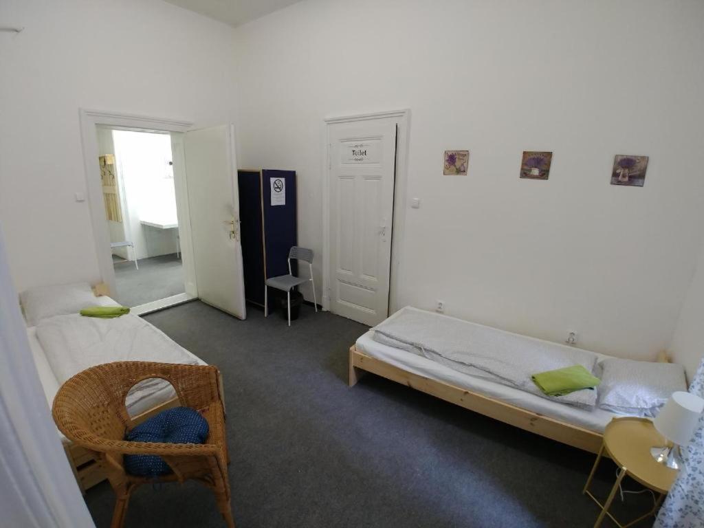 Apatrhostel Brno Bagian luar foto