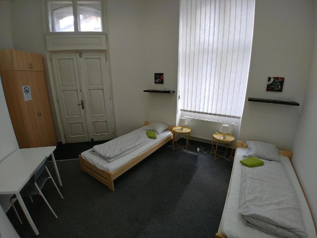 Apatrhostel Brno Bagian luar foto